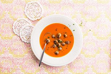 Tomato Soup with Meatballs